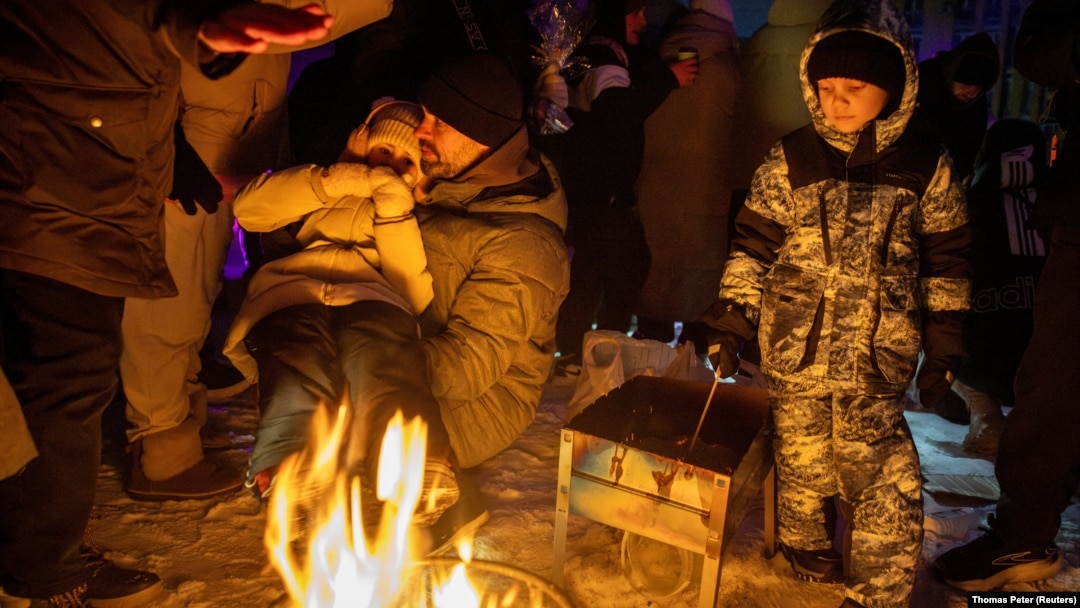 rferl.org - RFE/RL's Ukrainian Service - Zelenskyy Says Russia Seeking 'Total Blackout' In Ukraine After Latest Onslaught On Energy Facilities