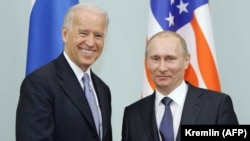 Actualul președinte al SUA, Joe Biden, s-a mai întâlnit cu liderul de la Kremlin, Vladimir Putin, în 2011. Atunci, Biden era vicepreședintele SUA iar Putin prim-ministru al Rusiei.