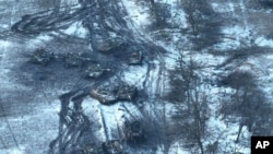 Поврежденые российские танки под Угледаром, февраль 2023 года
