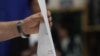 <p>Pe 4 mai 2025, în România sunt alegeri prezidențiale. Sunt 11 candidați, dintre care patru sunt independenți. Votul în diaspora a început de vineri. Secțiile de vot din România și din străinătate se închid duminică, la 21:00 ora României.