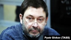 RIA Novosti Ukraine editor in chief Kirill Vyshinsky at a court hearing in Kyiv on April 4.