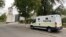 Potrivit proiectului de lege, plecarea neautorizată din arestul la domiciliu va fi egalată cu evadarea din penitenciar 