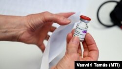 Mai multe țări europene au oprit vaccinarea cu AstraZeneca