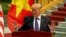 Donald Trump gjatë vizitës në Vietnam 