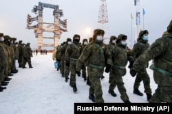 Российские военнослужащие после тестового запуска ракеты «Ангара-А5», декабрь 2020 года