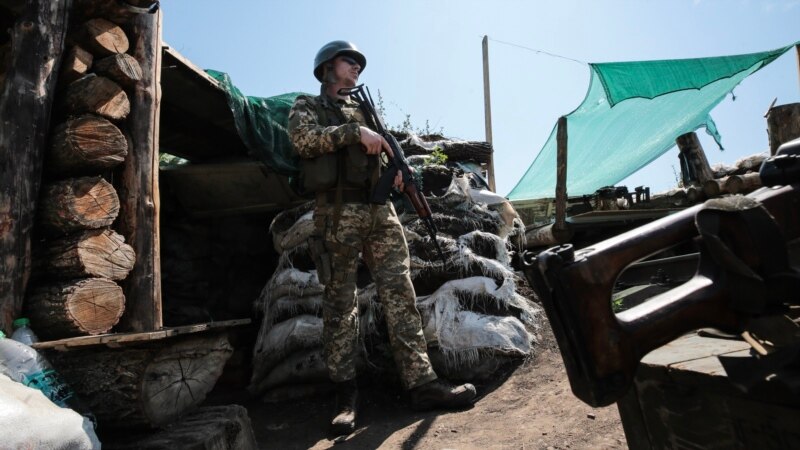 Украинский военный ранен в результате обстрелов на Донбассе – штаб ООС