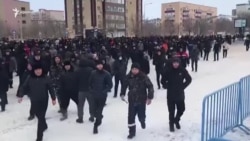 Մոսկվան աջակցում է Ղազախստանի նախագահին՝ երրորդ ուժերին հորդորելով չմիջամտել