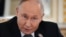 Щодо реакції Путіна, то у Кремлі утрималися від відповіді. «Не буду забігати наперед», – сказав Пєсков