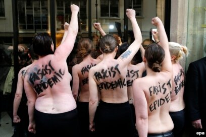 Жалаңаш орыс актрисалары сорды