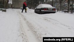 Замецены двор у Барысаве на Меншчыне. Фота даслаў слухач «Свабоды» Міхаіл Васільеў.