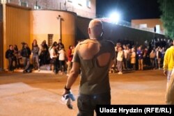 Па гэты бок на Акрэсьціна