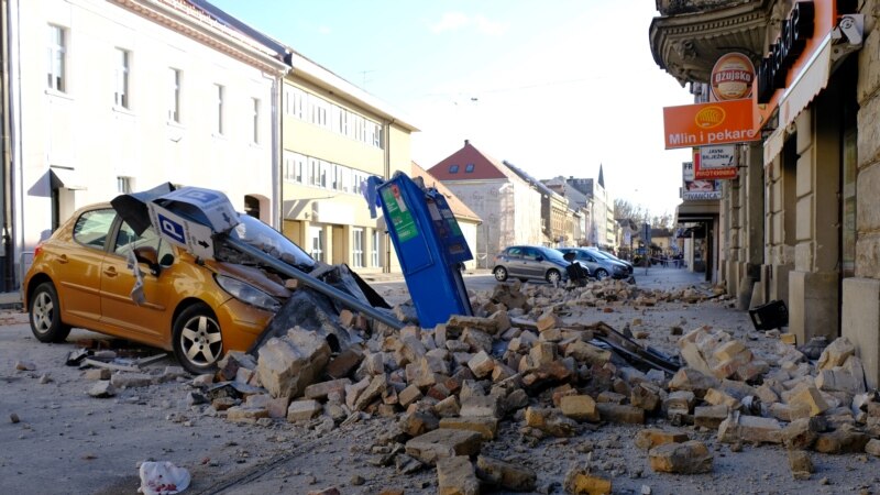 Жртви и разурнувања од земјотресот што го погоди хрватскиот град Петриња 