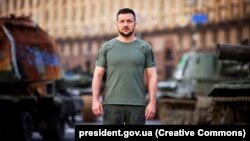 Володимир Зеленський наголошує, що Україна не торгує своїми землями і своїми людьми