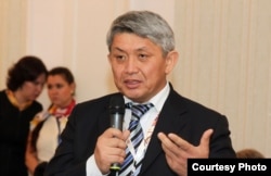 Эрнест Карыбеков.