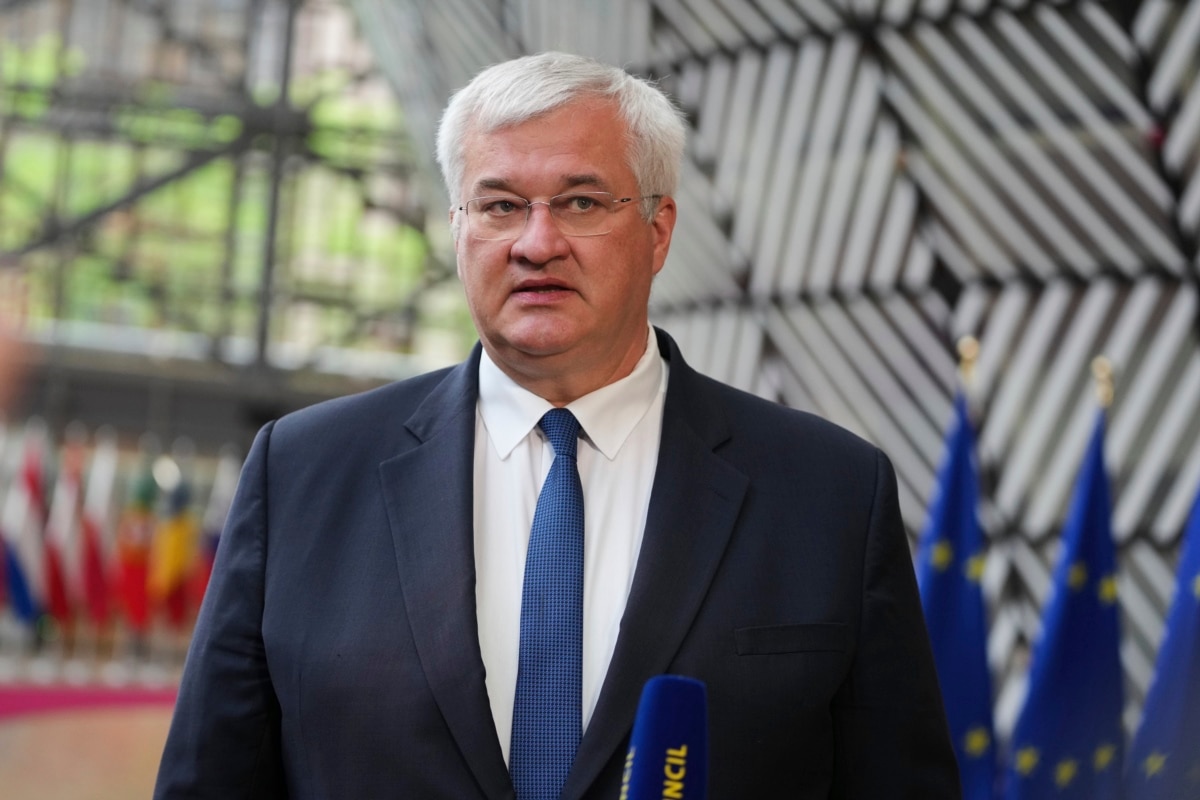 Сибіга закликав до тиску на РФ після чергової атаки: «нові санкції не закриють двері до діалогу»