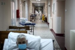 Detalj sa ortopedske klinike "Banjica" u vreme dok je bila u sistemu COVID-bolnica, 14. jul