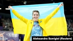 Ярослава Магучіх виборола першу в історії України золоту медаль з жіночих стрибків у висоту на континентальній першості в приміщенні