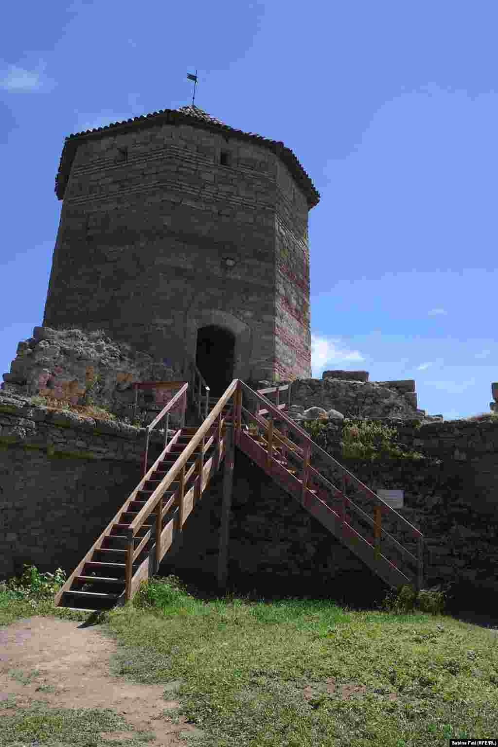 Cetatea Albă 2016, turnul lui Ovidiu.