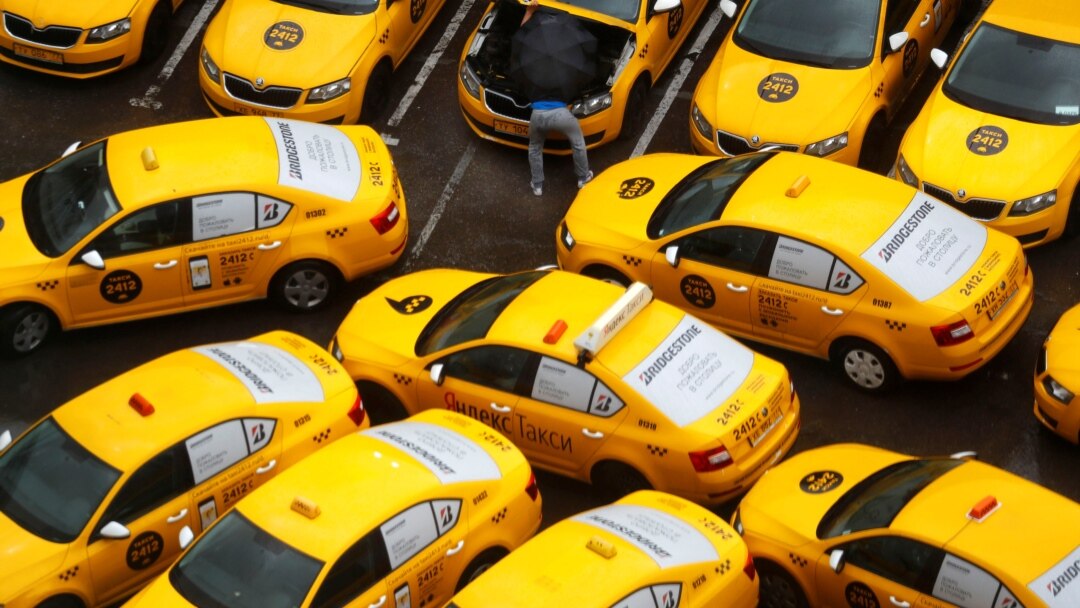 Kabuslar mamlakatidagi Koralin Rus tilida jinsiy porno ogil va ona