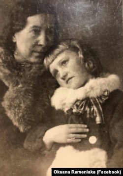 Алла Гербурт-Йогансен із донькою Ганною (пізніше Ганна Бойчук-Щепко)