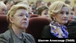 Deputatlar Yelena Mizulina və Irina Yarovaya