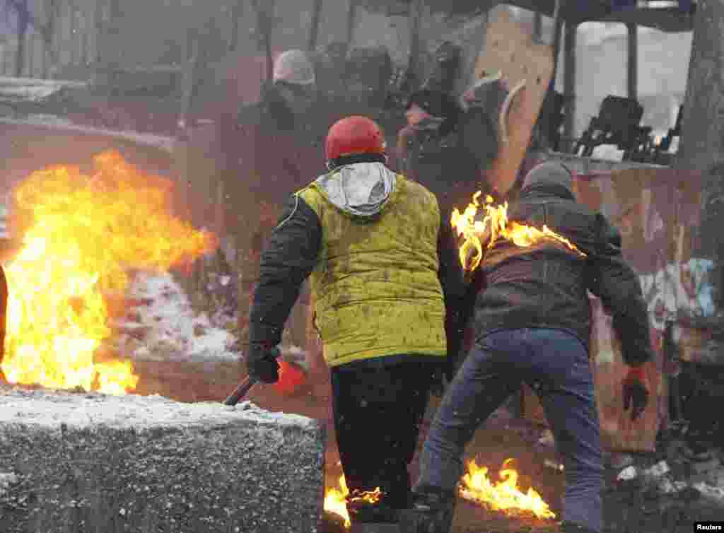 Kijev, 22. januar 2014. Foto: REUTERS / Gleb Garanich 