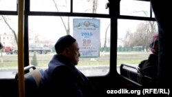 29 март куни президент сайлови бўлиши ҳақидаги плакатларни ҳозир Тошкентда ҳар қадамда учратиш мумкин.