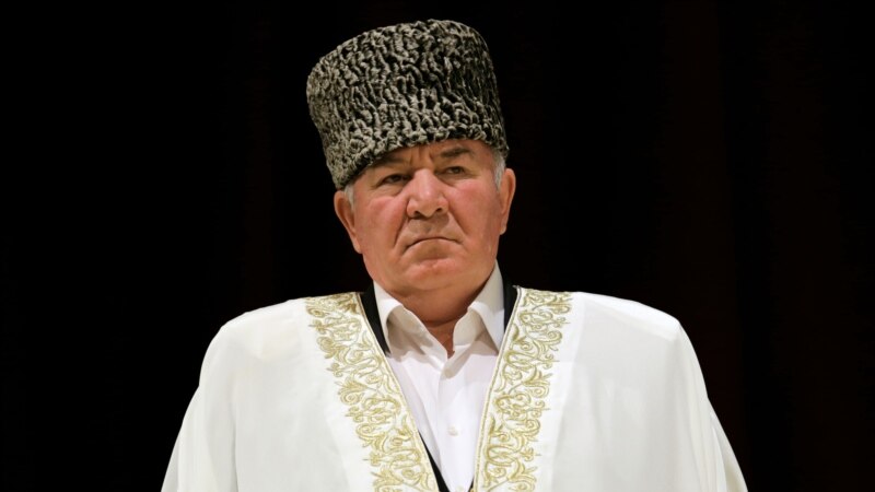 Муфтия Карачаево-Черкесии выписали из больницы после лечения от коронавируса
