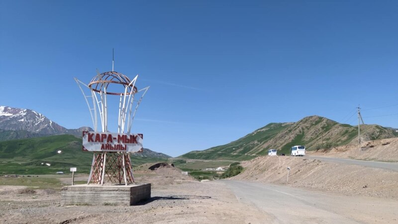 Gyrgyzystan, Täjigistan serhet dartgynlyklaryny gowşadýar  