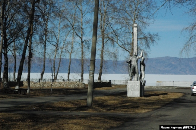 Слюдянка, берег Байкала