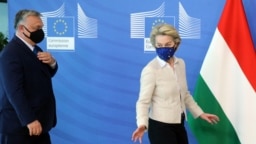 Orbán Viktor és Ursula von der Leyen Brüsszelben 2021. április 23-án