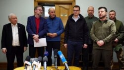 Takimi i presidenti ukrainas, Volodymyr Zelensky, me kryeministrin polakn Mateusz Morawiecki, kryeministrin çekn, Petr Fiala dhe kryeministrin slloven, Janez Jansa, më 15 mars në Kiev.