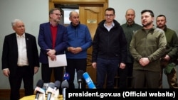 Czech PM Petr Fiala (second left) joined Polish PM Jaroslav Kaczynski (left) Slovenian PM Janez Janša (center), and Ukrainian President Volodymyr Zelenskiy (right) in Kyiv on March 15.