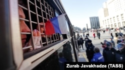 Задержанная участница гражданского схода на Манежной площади