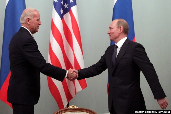 Зустріч тодішнього віцепрезидента США Джо Байдена та тодішнього прем`єр-міністра Росії Володимира Путіна, Москва, 10 березня 2011 року