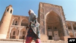 Madrasahs, like this one in Bukhara, were key to developments in mathematics, astronomy, and the arts.