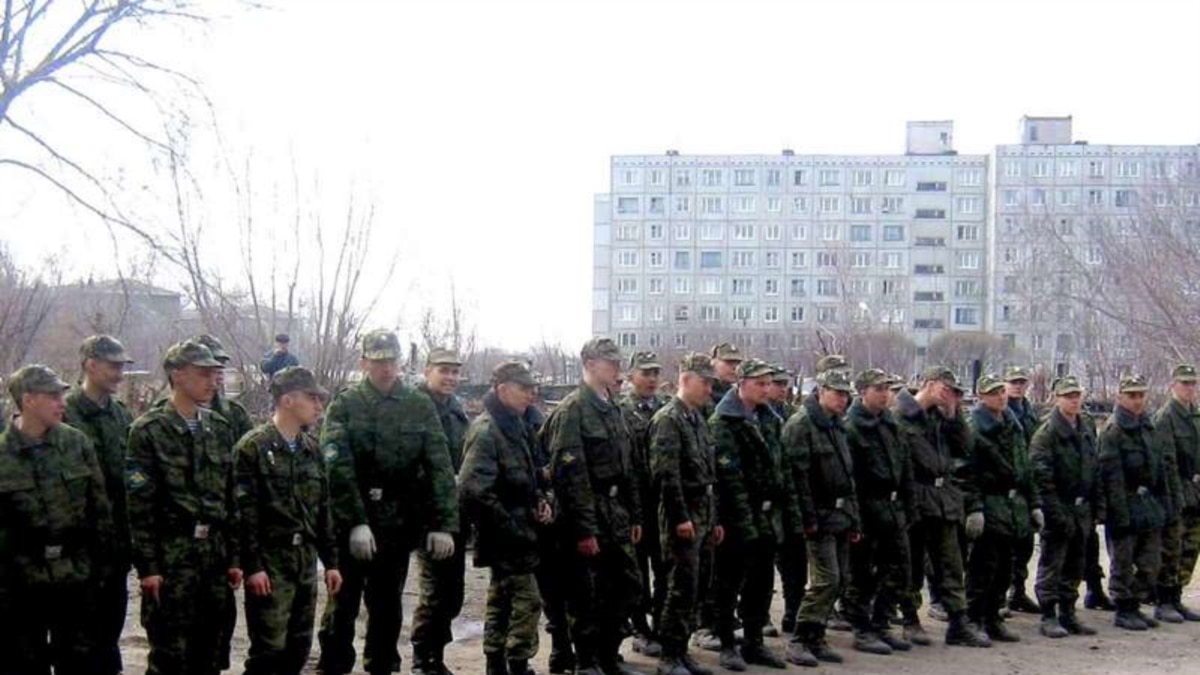 Армия готовится взорвать себя изнутри