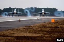 Военный аэропорт Бельбек в Крыму