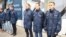 Активисты Союза офицеров блокируют вход на фотовыставку Джока Стёрджеcа