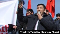 Мавлян Аскарбеков.