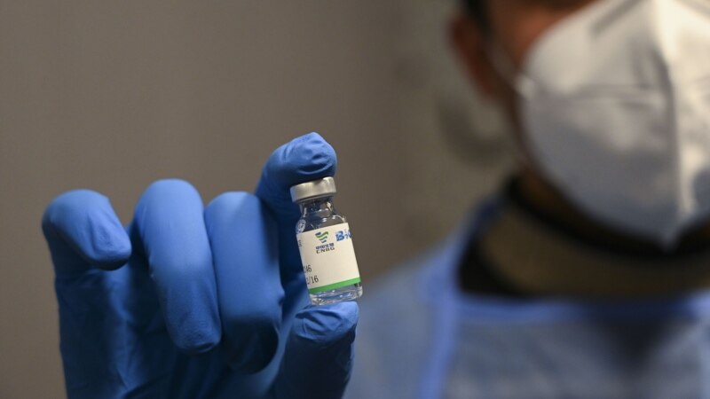 Потпишан договорот за кинеските вакцини, деталите доверливи