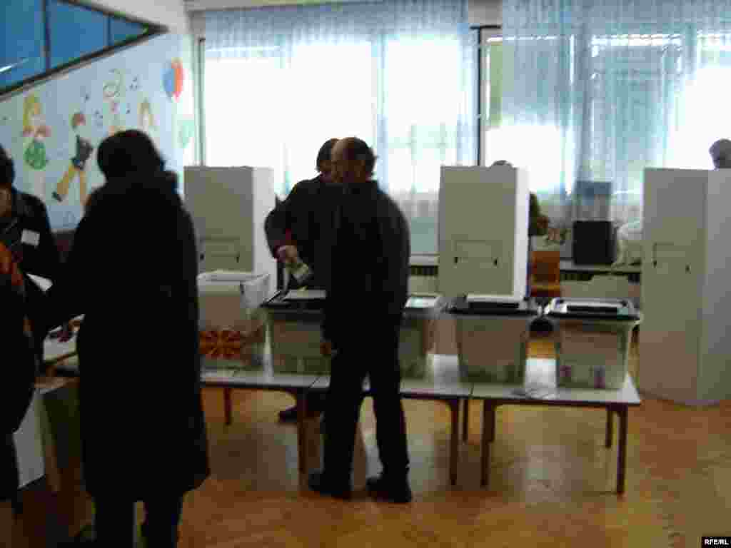 Predsednički izbori u Makedoniji - Glavnu ocenu o regularnosti glasanja će dati misija OEBS-a sa oko 300 posmatrača.