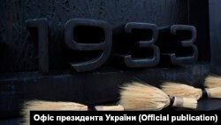 Зокрема, МЗС доручено продовжити роботу щодо визнання іноземними державами Голодомору 1932–1933 років в Україні геноцидом українського народу