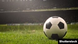 Football, ball, Euro-2016 (©Shutterstock)