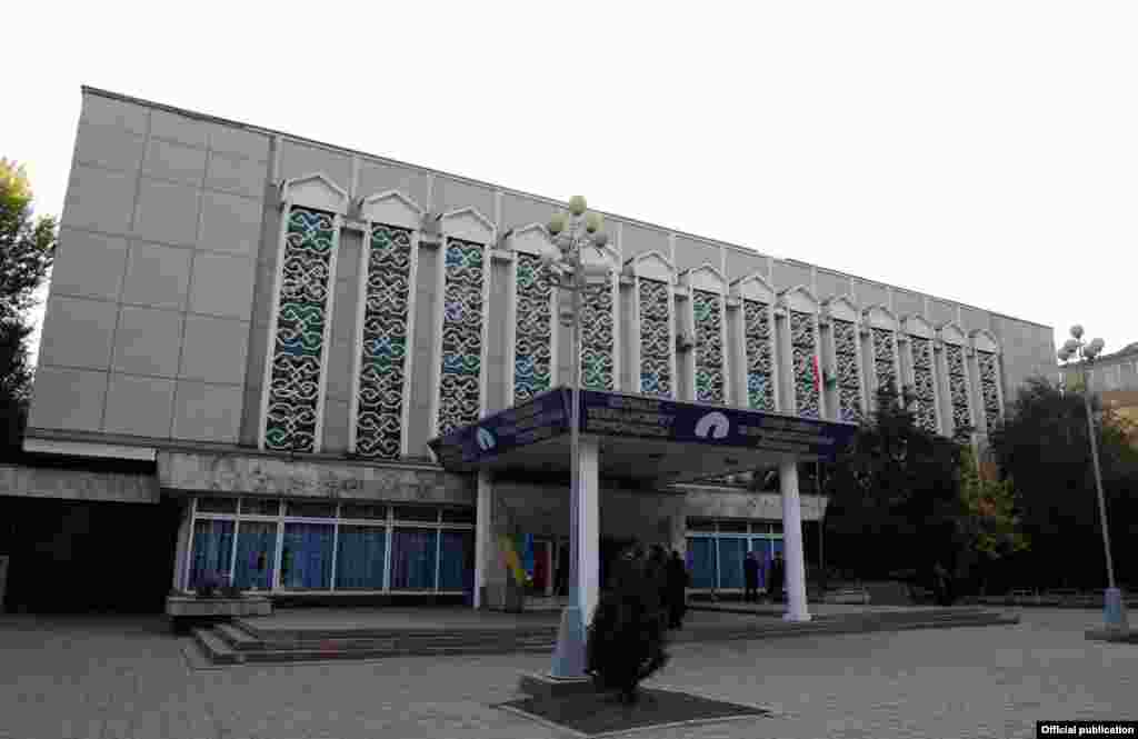 18-апрель: Жогорку Кеңеш Коомдук каналдын Байкоочу кеңешинин жаңы курамын бекитти.