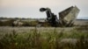 Уламки російського бойового літака, збитого раніше ЗСУ неподалік міста Ізюму Харківської області, 30 вересня 2022 року