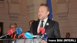 Bakir Izetbegovic, the Muslim Bosniak member of the Bosnia's tripartite presidency, said on February 17 that the legal bid would be submitted before the 10-year deadline for an appeal expired on February 26.