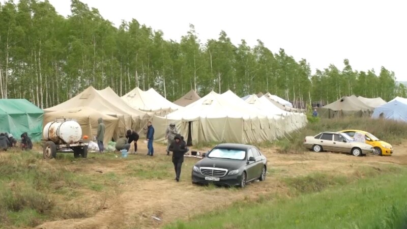 Казахстан пообещал пропустить по своей территории застрявших в России мигрантов