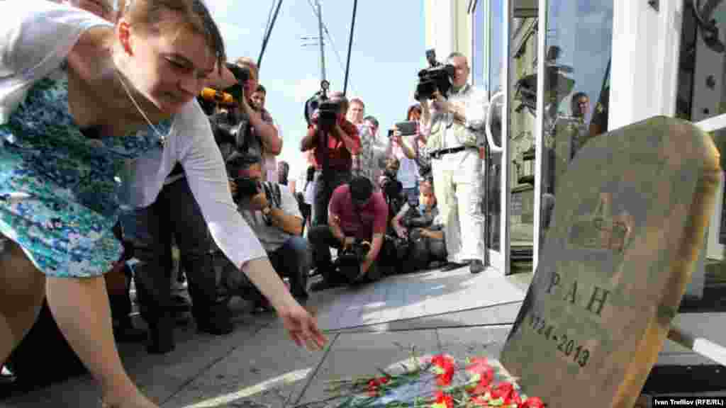 В 2013 году в России прошла скандальная реформа Академии Наук, вызвавшая протесты в научной среде.