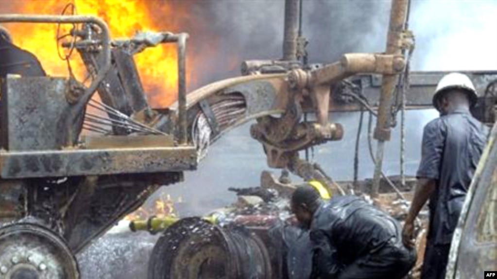 تصویر آرشیوی از انفجار خط لوله نفت در نیجریه